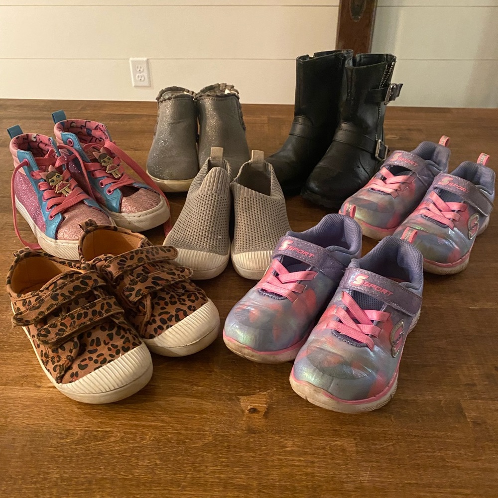 Lot of Girls Shoes/Boots
